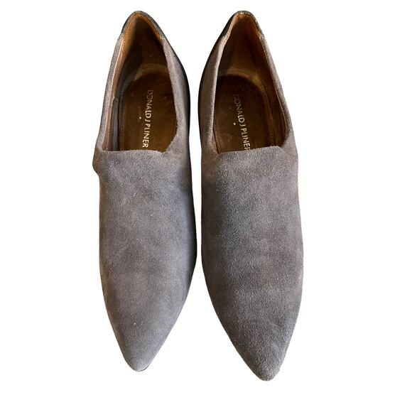 Donald J Pliner Gray Suede Heeled Low Pointed Toe Booties 9 - Picture 3 of 10